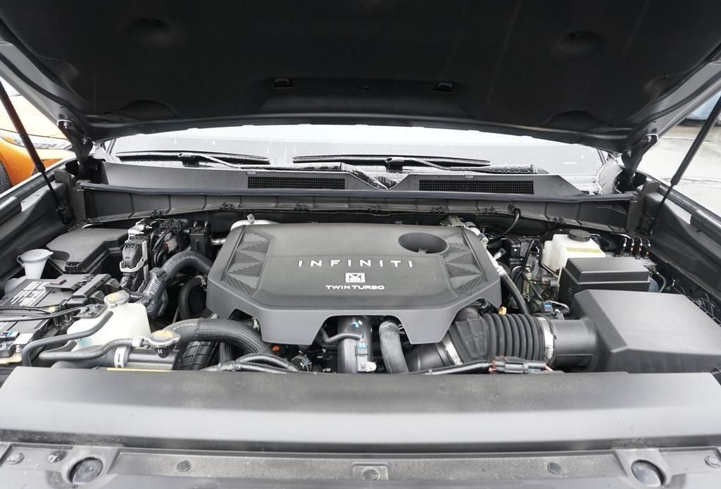 2026 INFINITI QX80 8