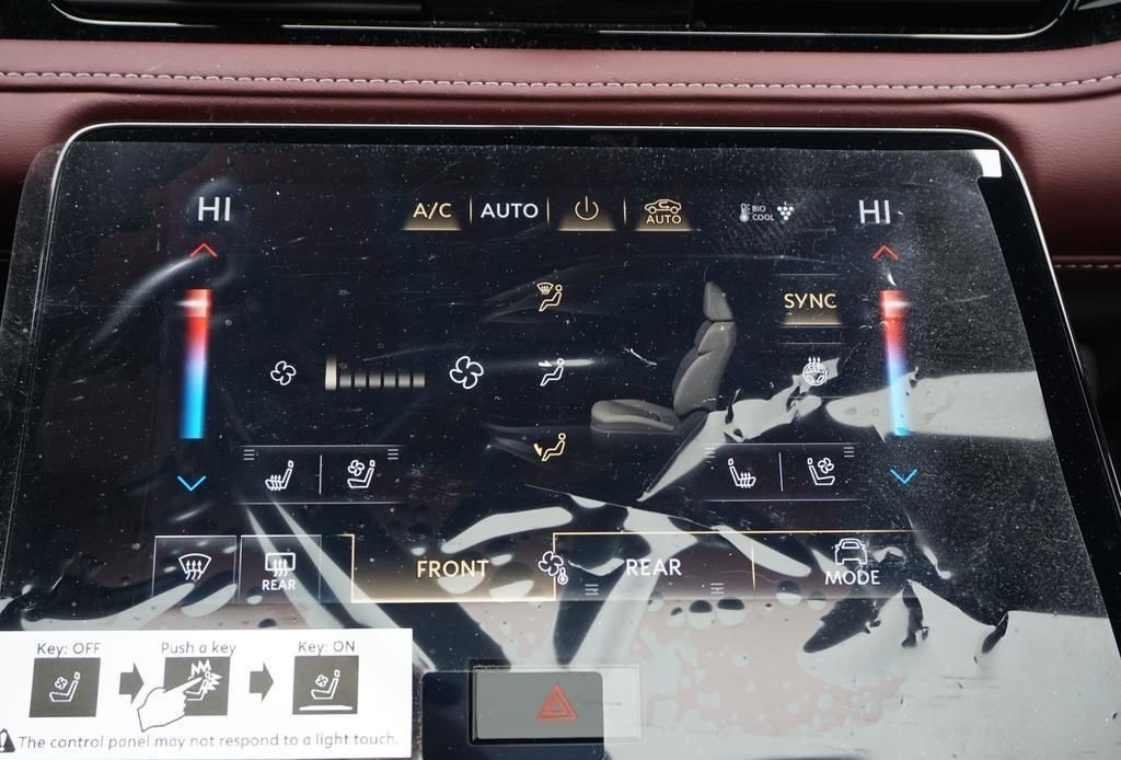 2026 INFINITI QX80 21