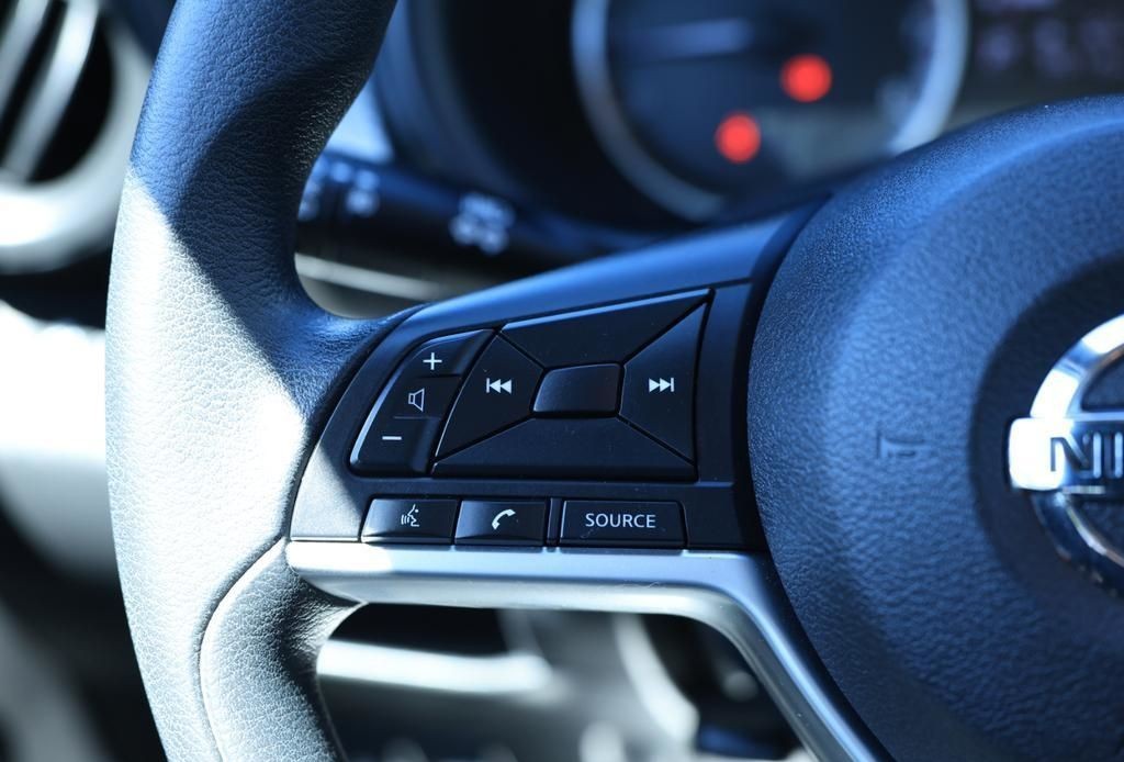 2018 Nissan Kicks 18