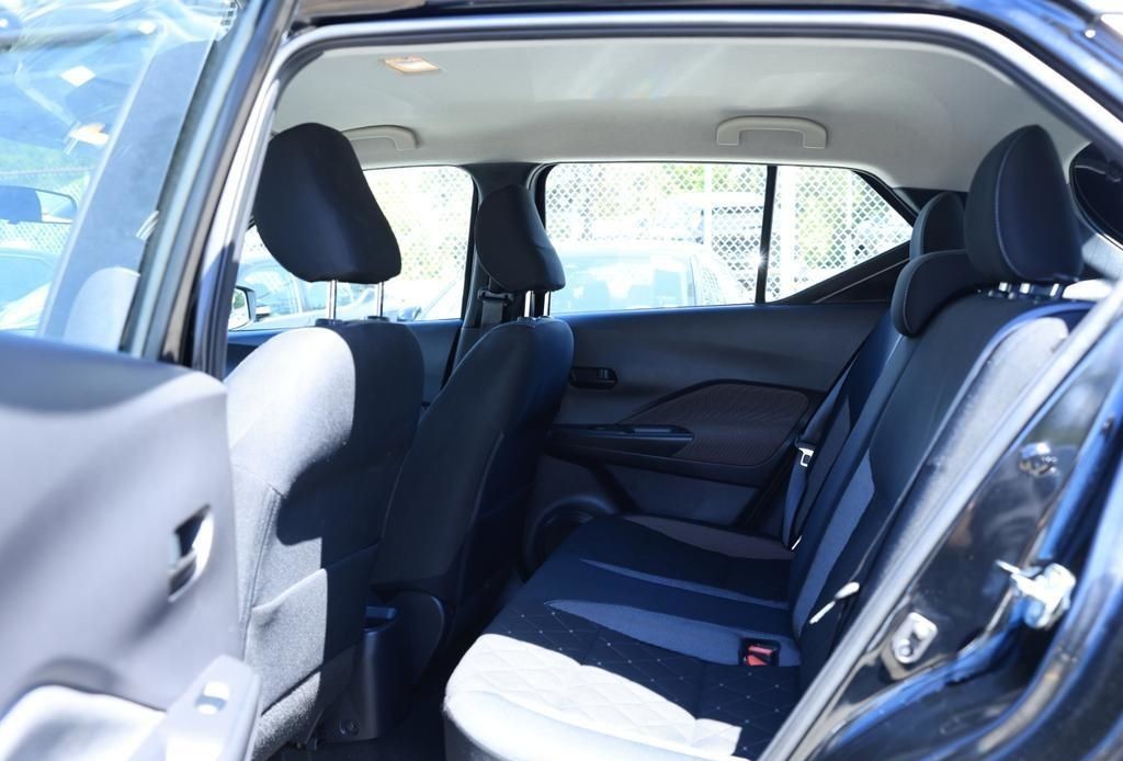 2018 Nissan Kicks 24