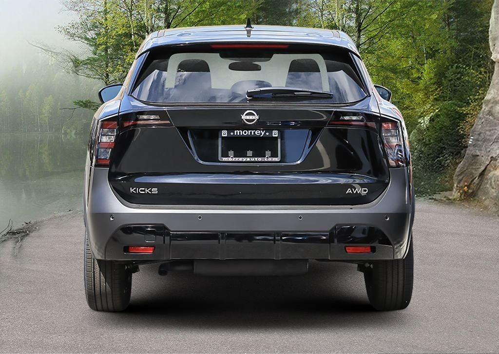 2025 Nissan Kicks 3