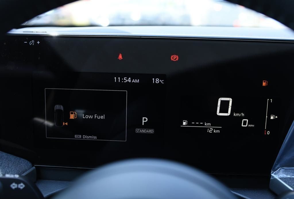 2025 Nissan Kicks 15