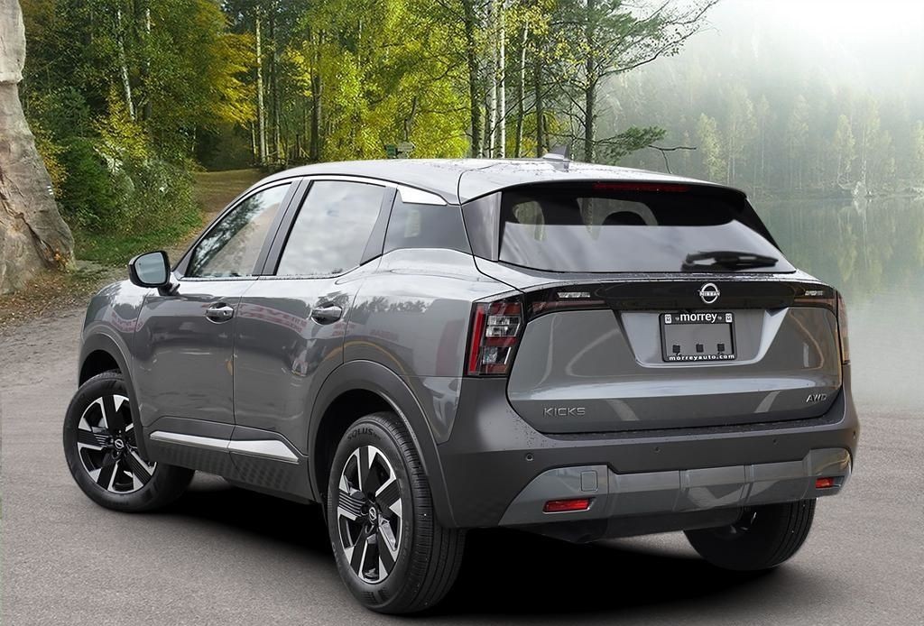 2025 Nissan Kicks 4