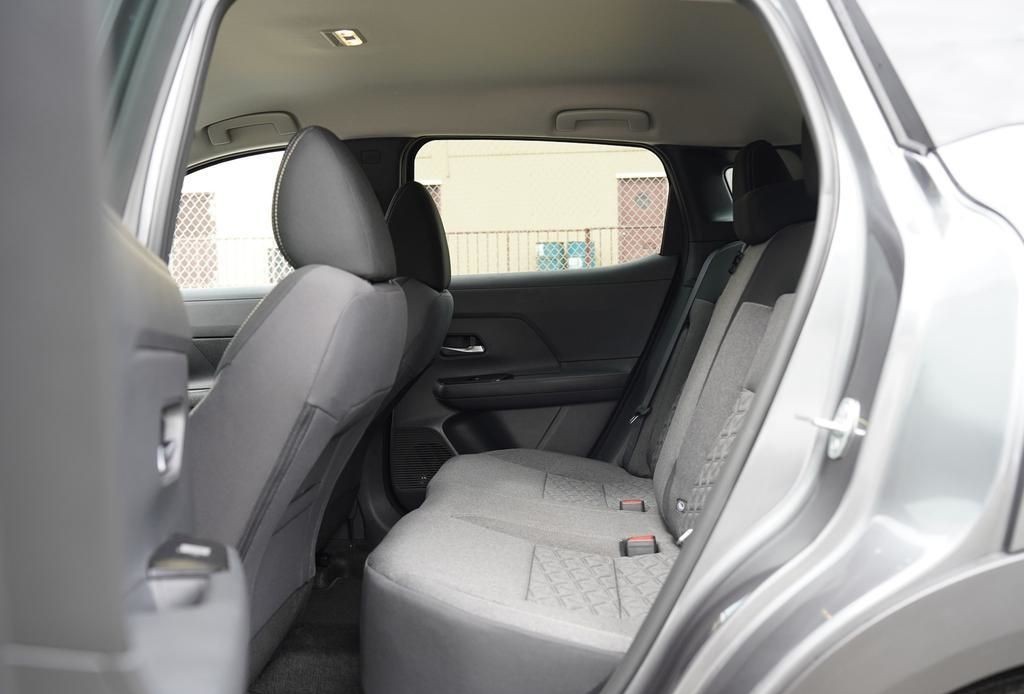 2025 Nissan Kicks 24