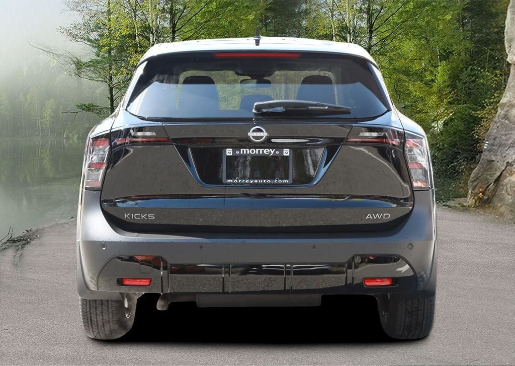 2025 Nissan Kicks 3