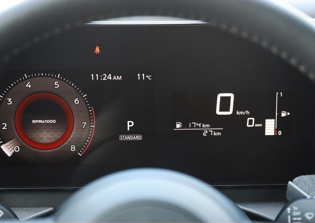 2025 Nissan Kicks 7