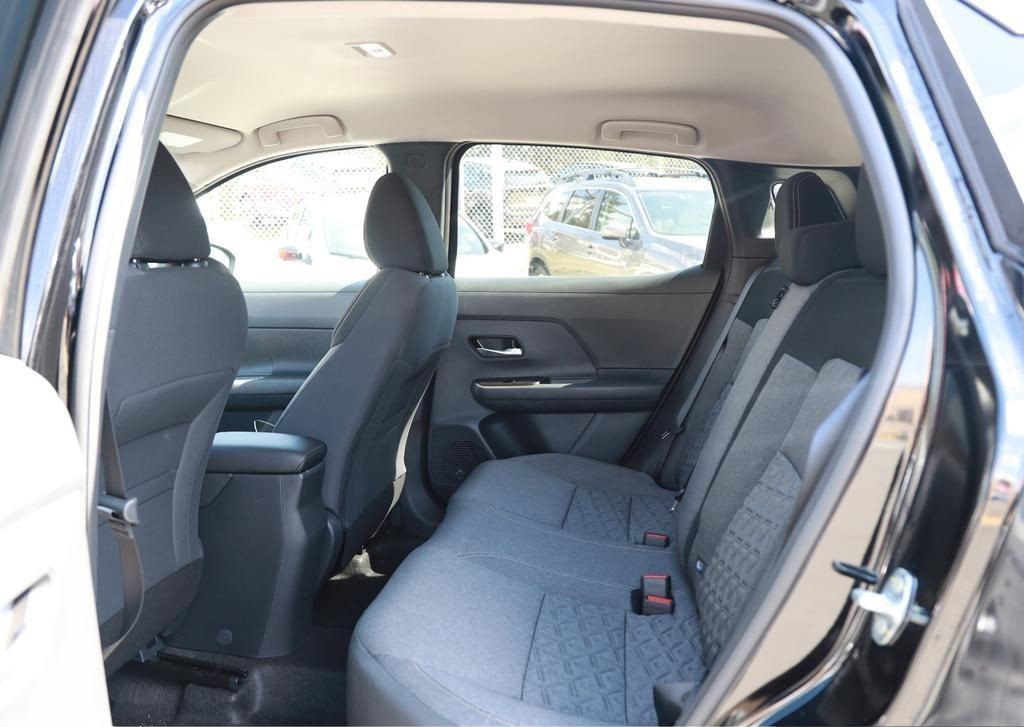2025 Nissan Kicks 10