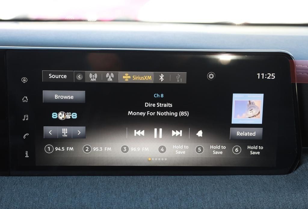 2025 Nissan Kicks 21