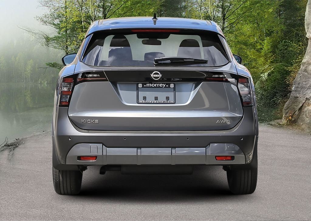 2025 Nissan Kicks 3