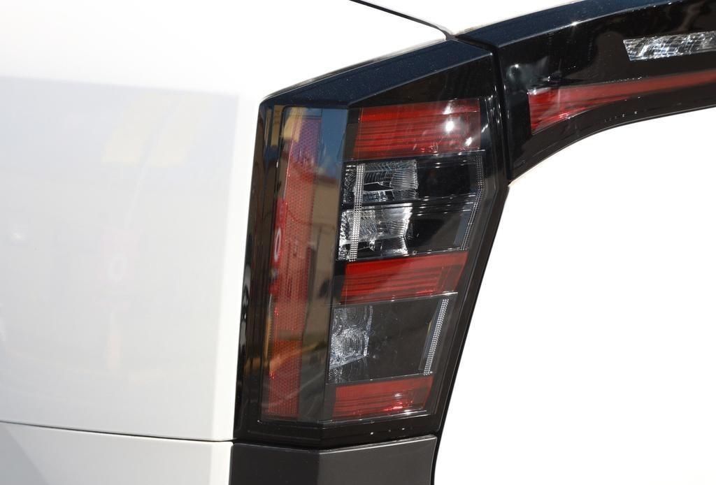 2025 Nissan Kicks 12