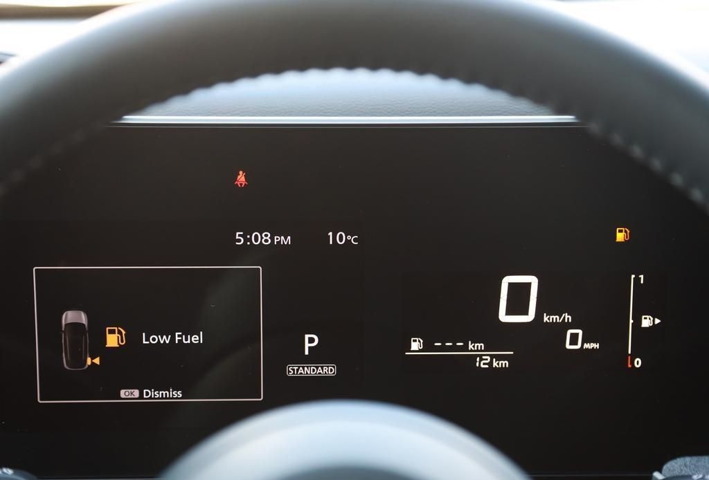 2025 Nissan Kicks 15