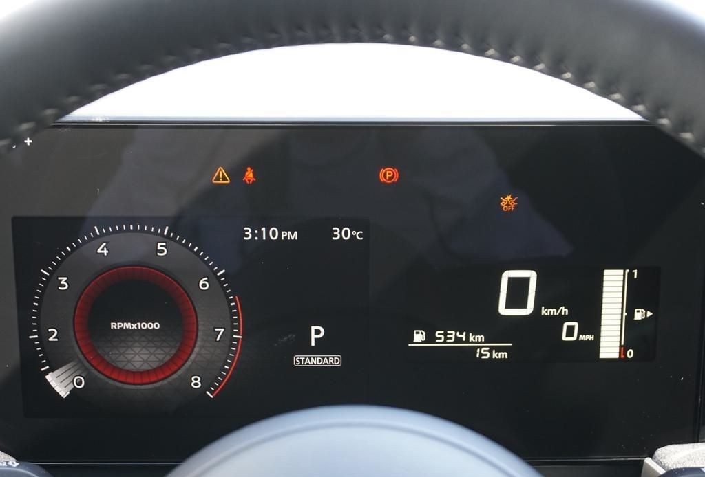 2025 Nissan Kicks 15