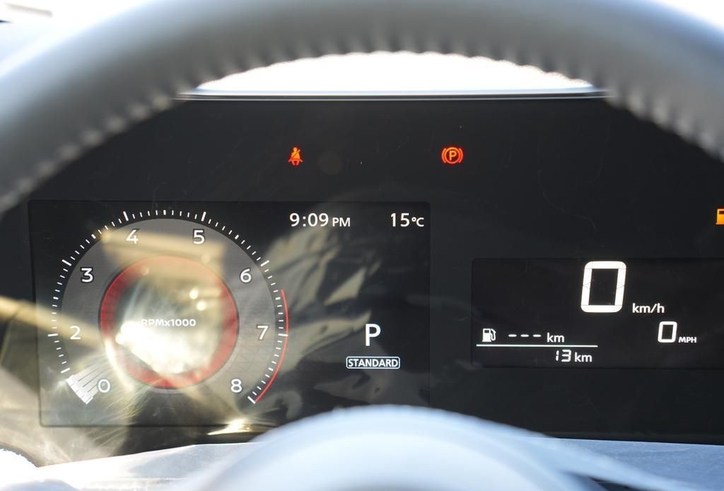 2025 Nissan Kicks 15