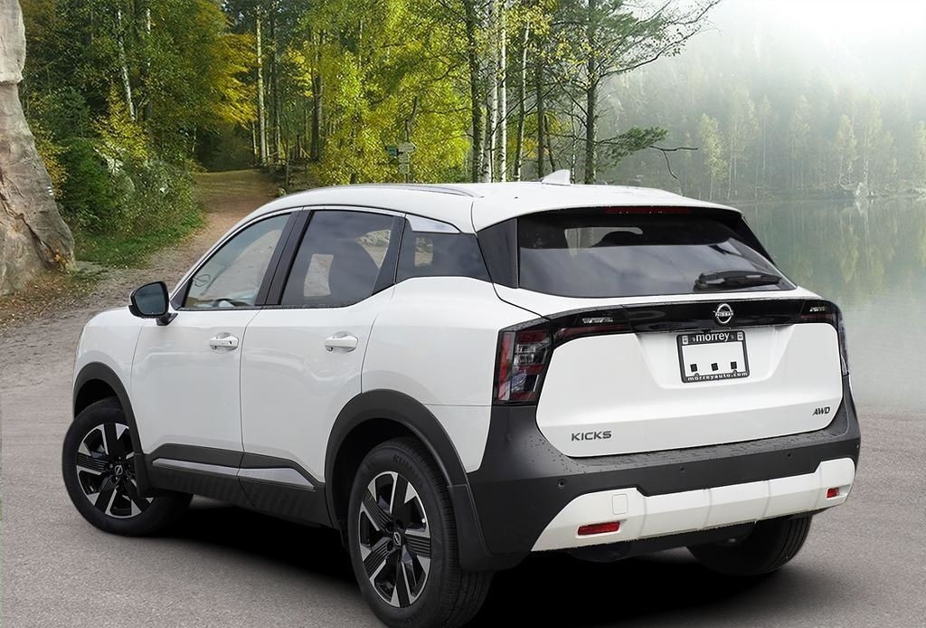 2025 Nissan Kicks 4