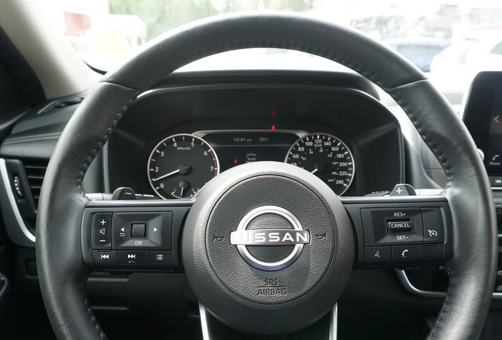 2024 Nissan Rogue 16