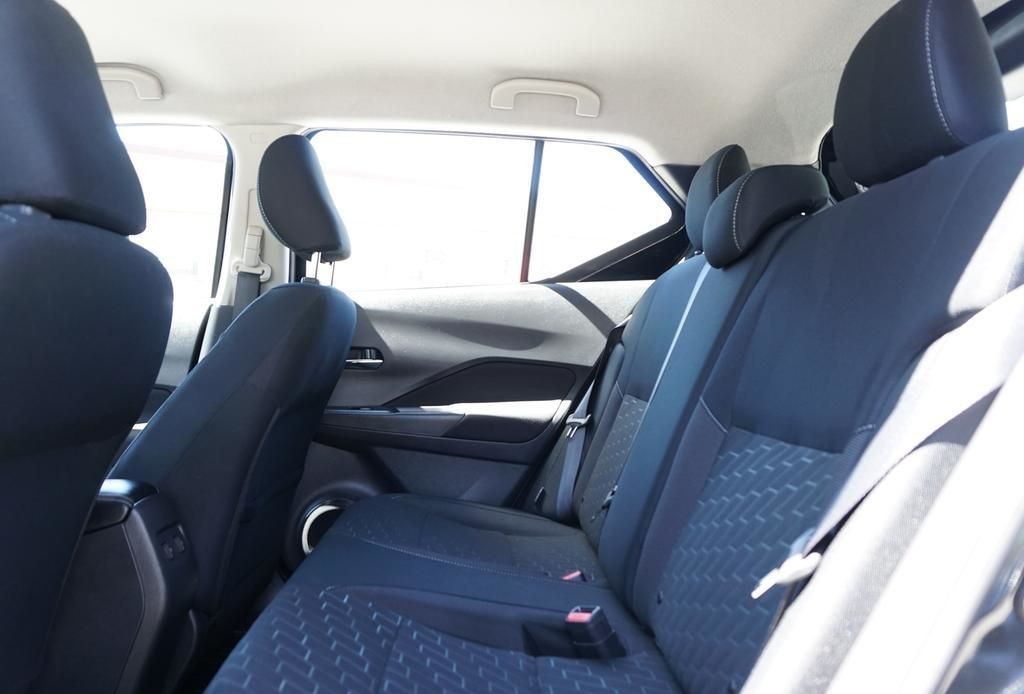 2024 Nissan Kicks 13