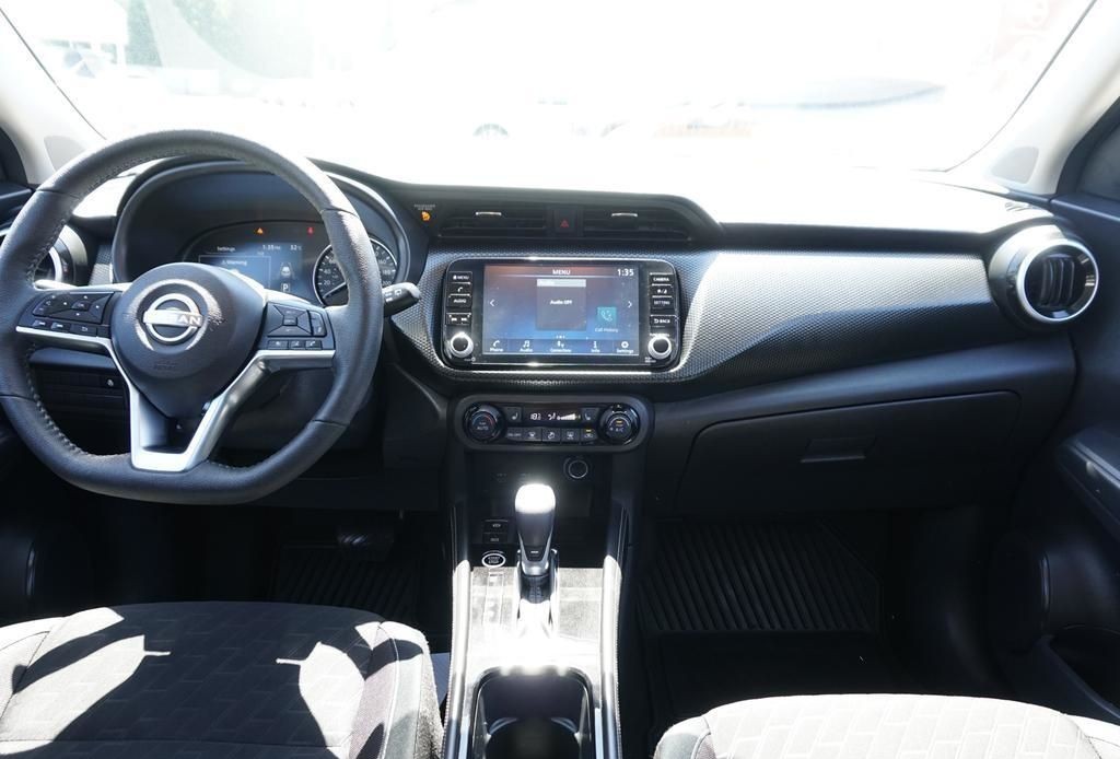 2024 Nissan Kicks 14