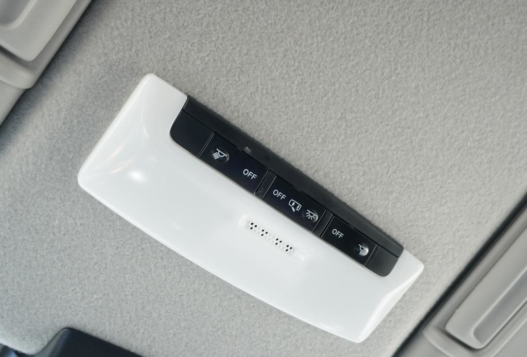 2024 Nissan Kicks 23
