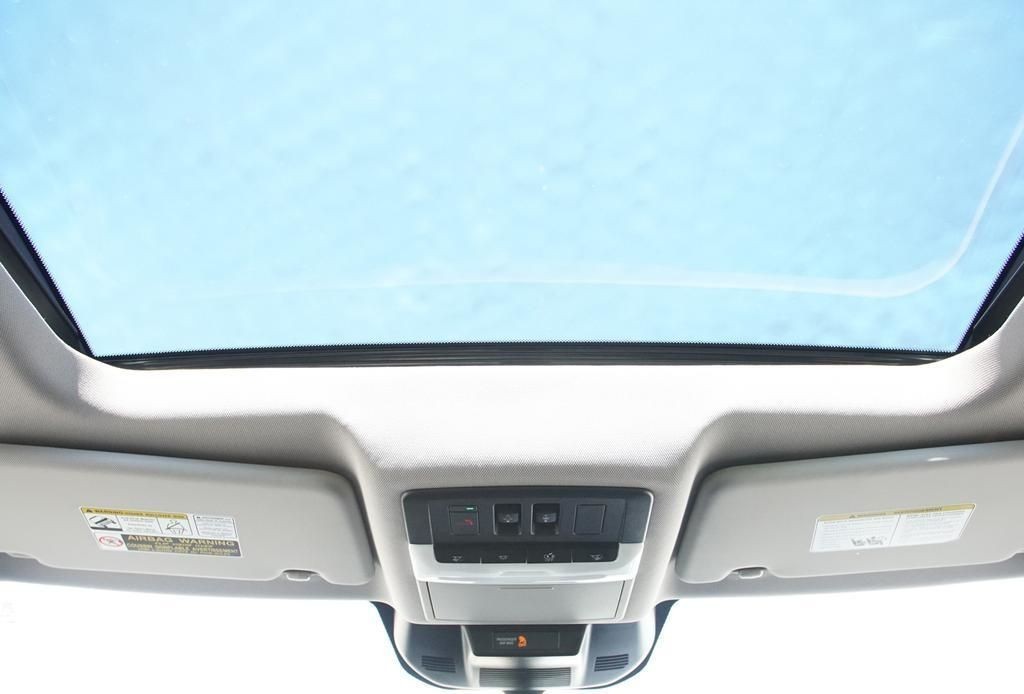 2024 Nissan Rogue 14