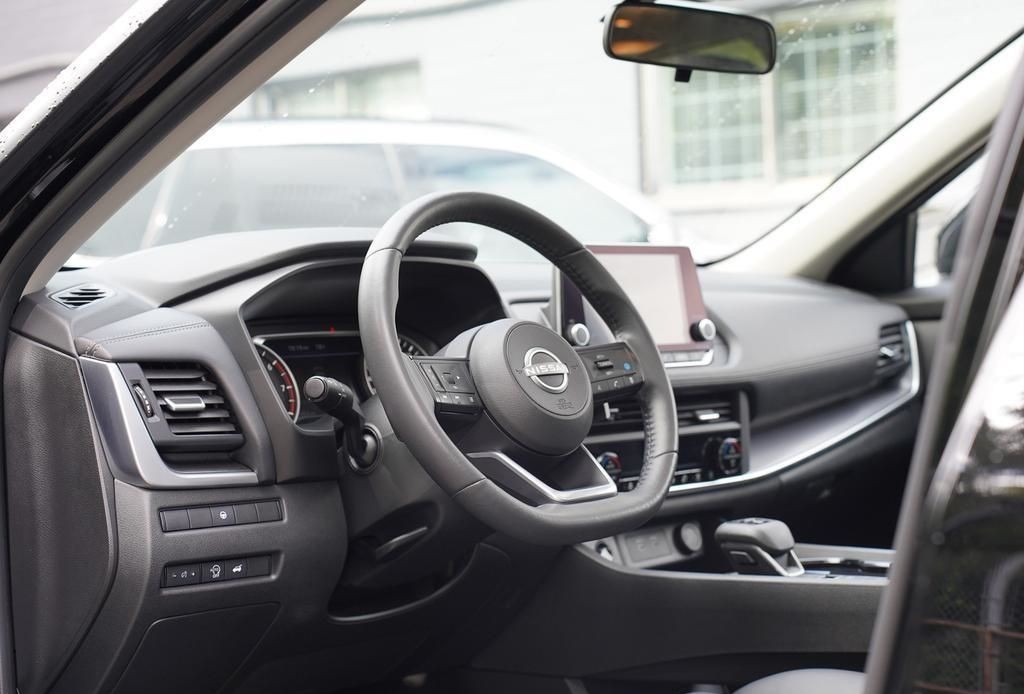 2024 Nissan Rogue 13