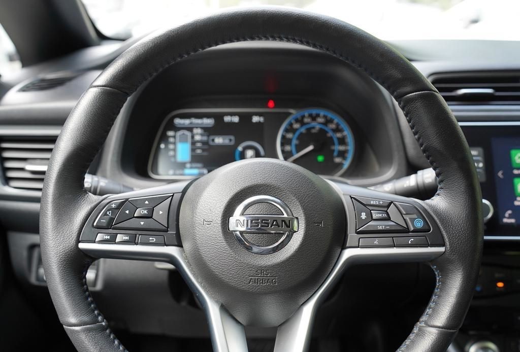 2022 Nissan LEAF 14