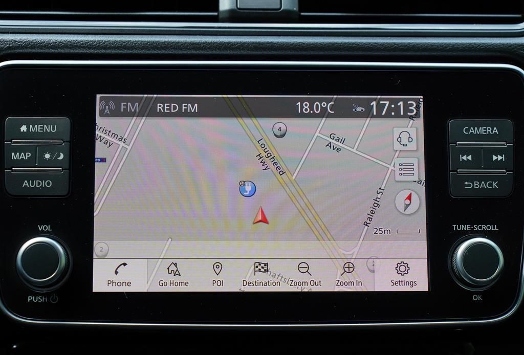 2022 Nissan LEAF 21