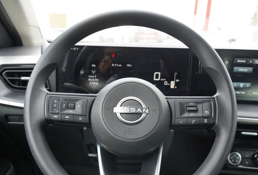 2025 Nissan Kicks 14