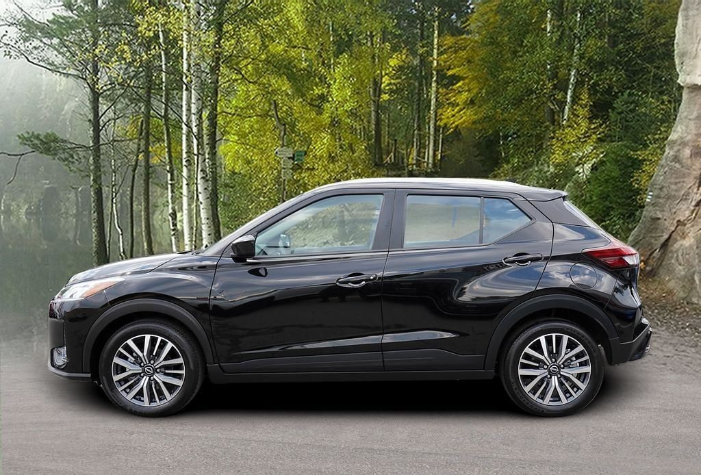 2025 Nissan Kicks Play 3