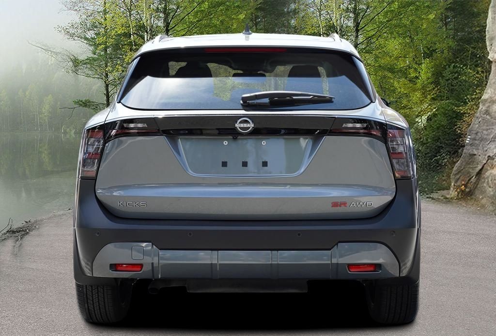 2025 Nissan Kicks 5