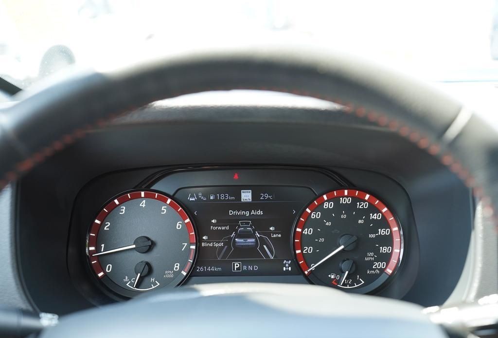 2024 Nissan Frontier 15