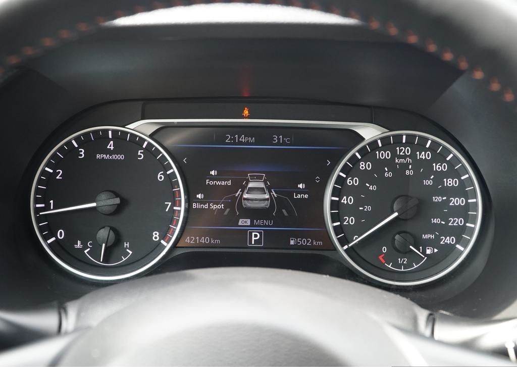 2022 Nissan Sentra 8
