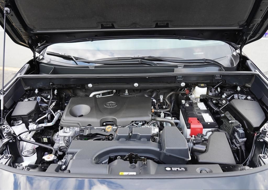 2025 Toyota RAV4 8