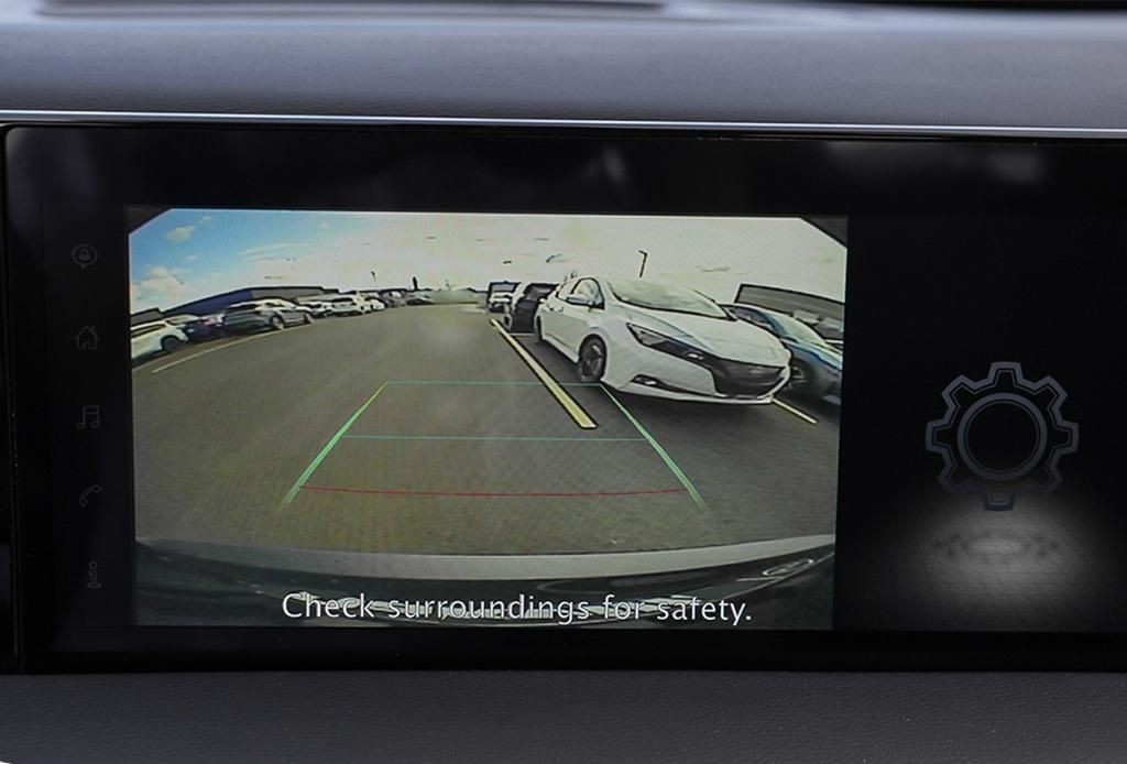 2026 Nissan Kicks 23