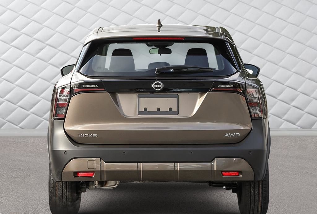 2026 Nissan Kicks 5