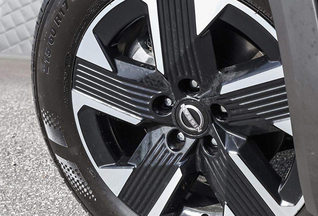 2026 Nissan Kicks 8