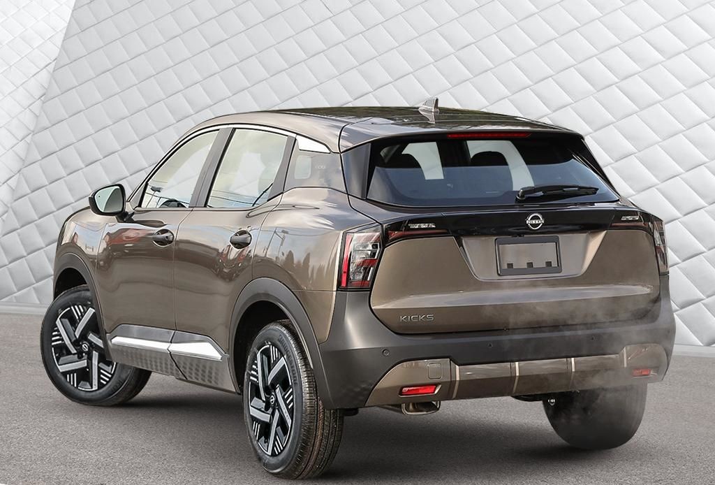 2026 Nissan Kicks 4