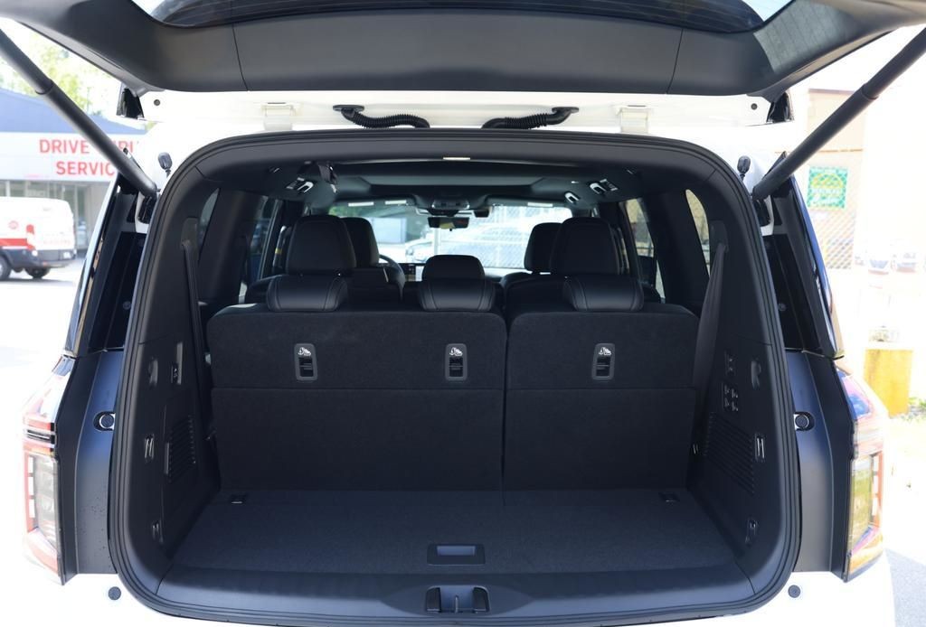 2026 Nissan Armada 11