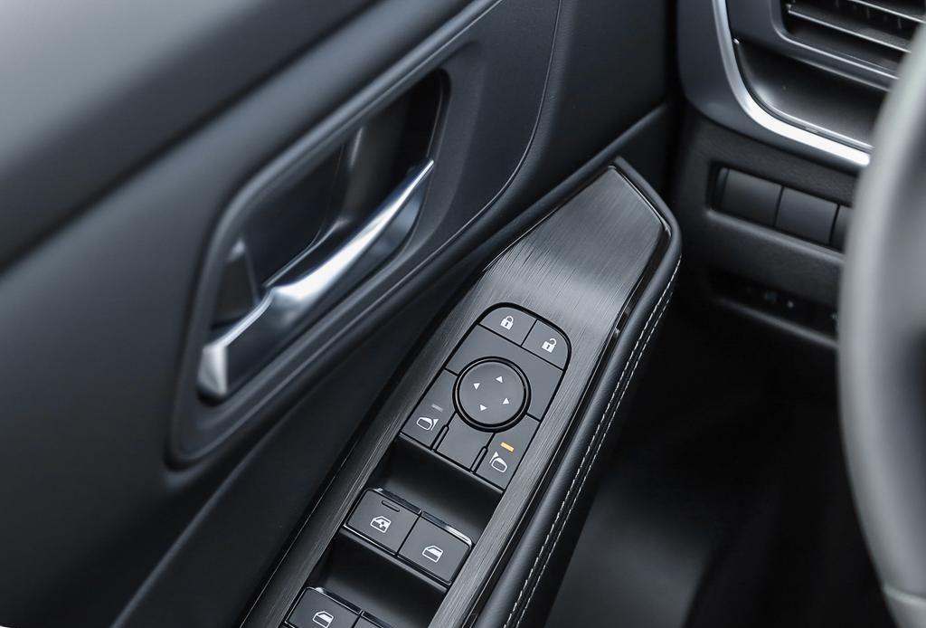 2026 Nissan Rogue 16