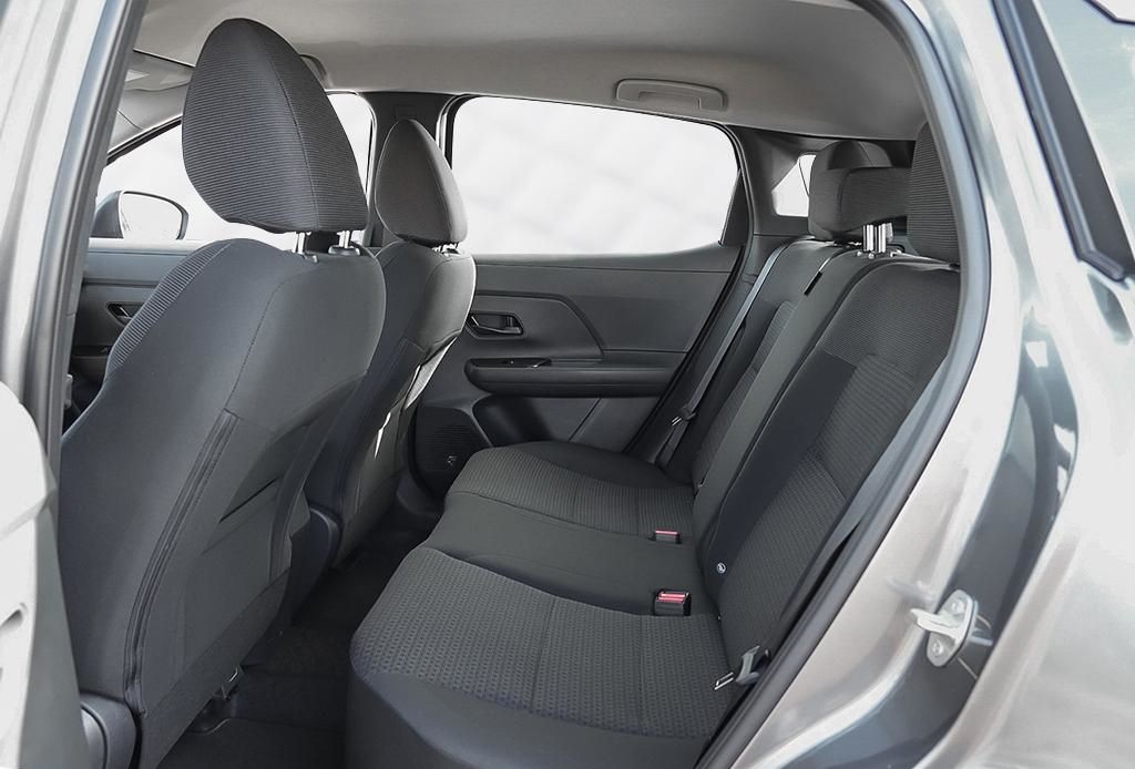 2026 Nissan Kicks 21
