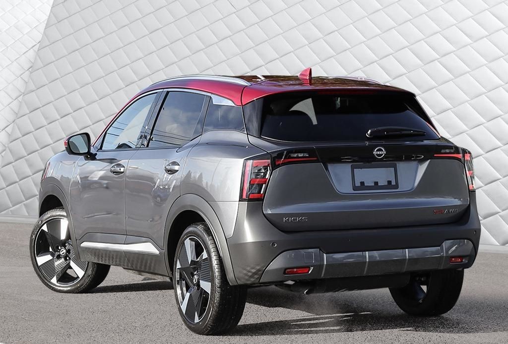 2026 Nissan Kicks 4