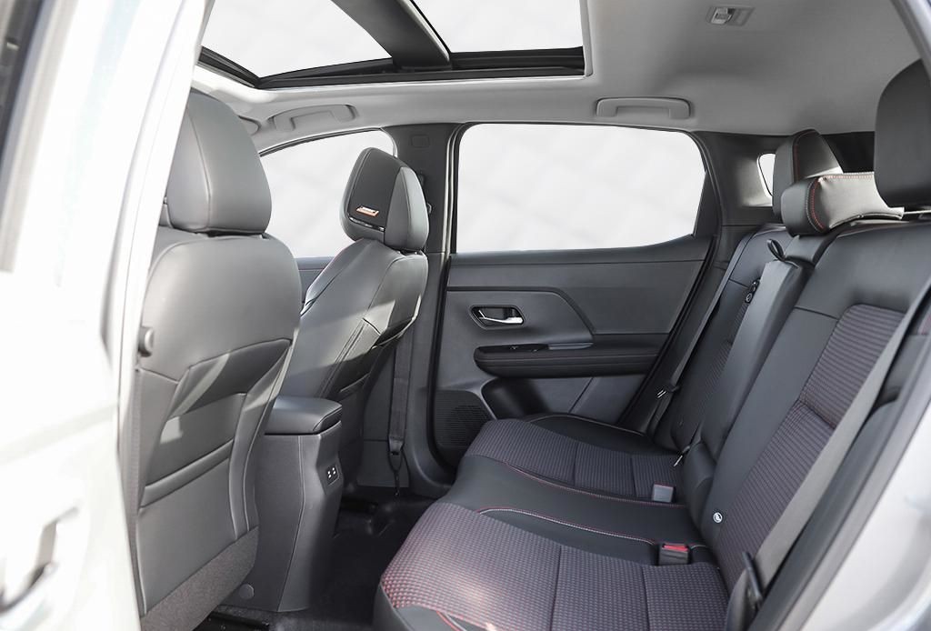 2026 Nissan Kicks 21