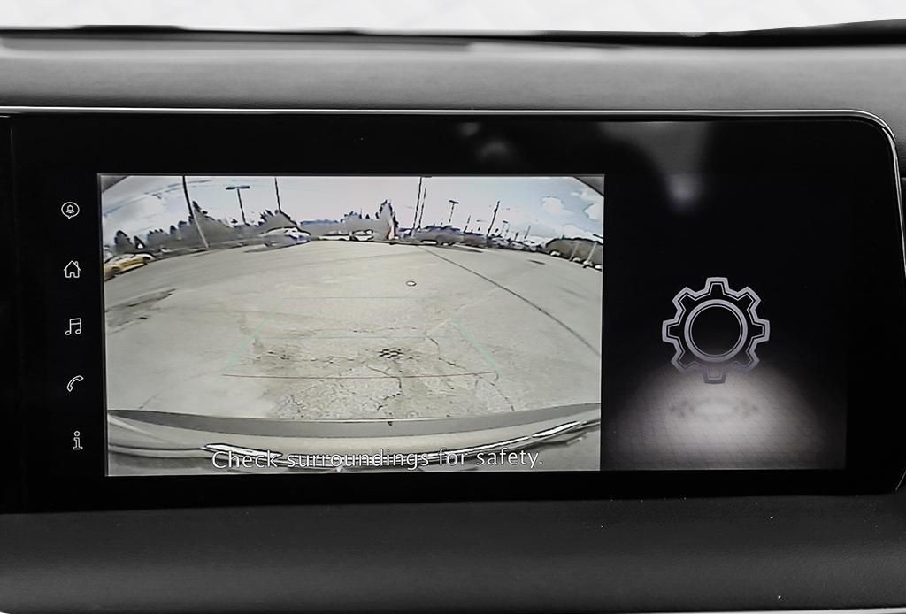 2026 Nissan Kicks 22
