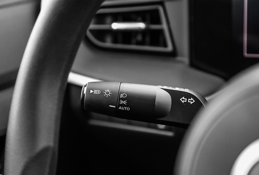 2026 Nissan Kicks 24