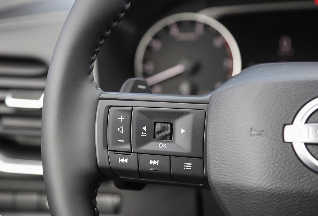 2026 Nissan Rogue 15
