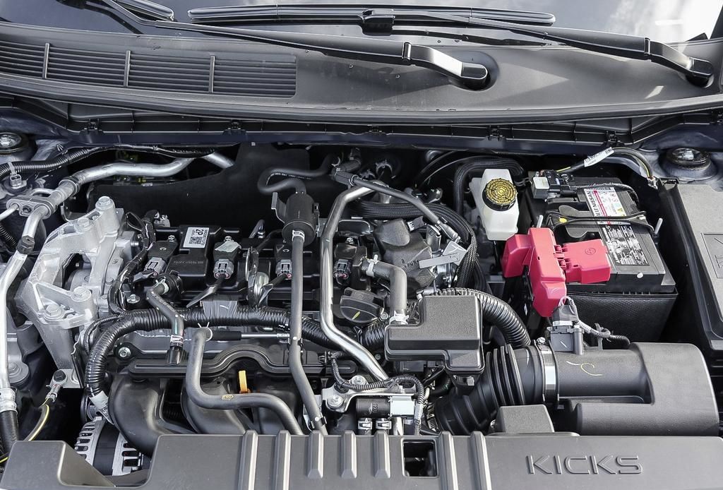 2026 Nissan Kicks 6