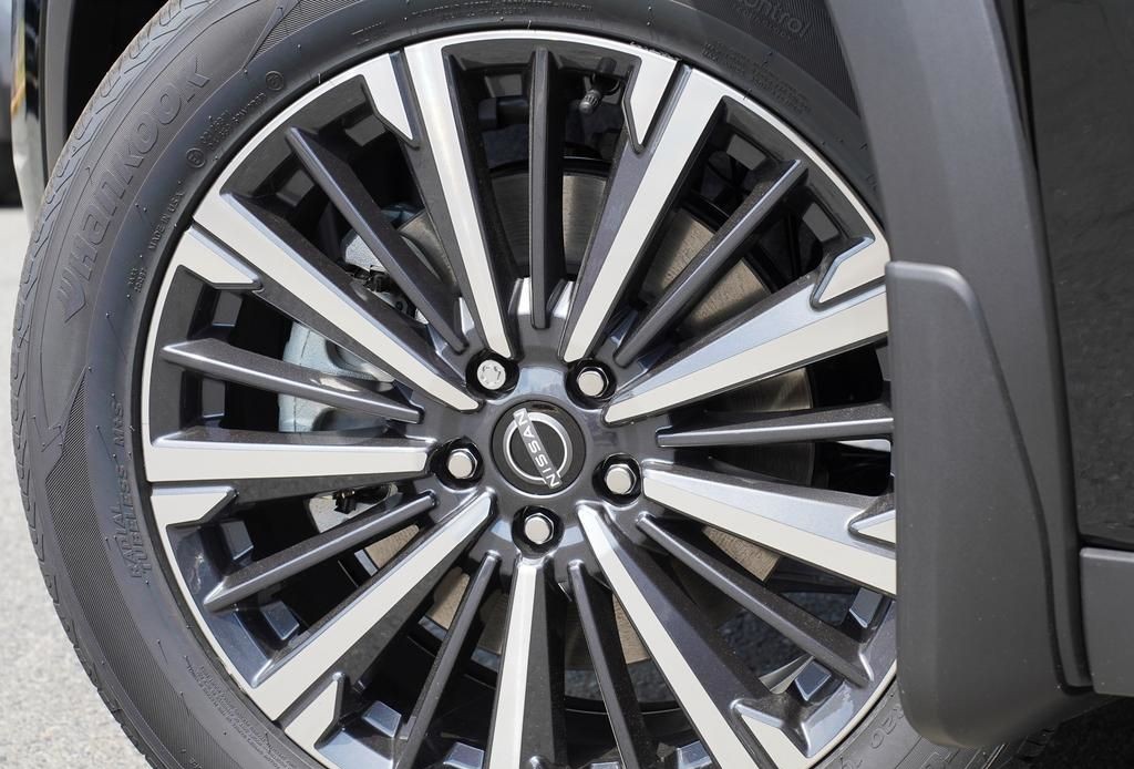 2026 Nissan Pathfinder 6