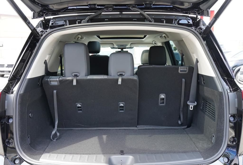 2026 Nissan Pathfinder 11