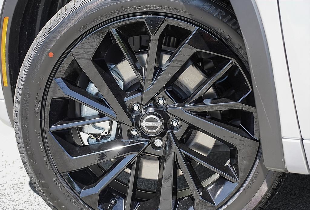 2026 Nissan Rogue PHEV 6