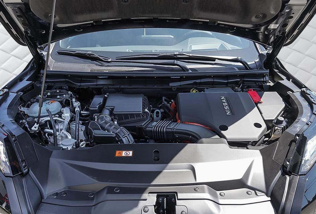 2026 Nissan Rogue PHEV 6