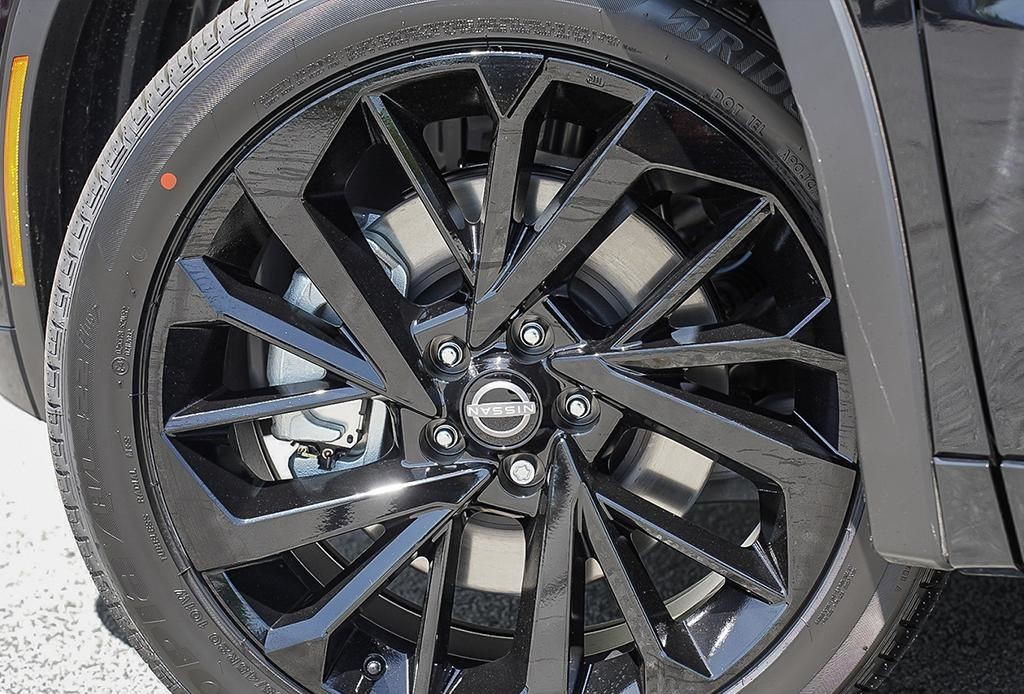 2026 Nissan Rogue PHEV 8